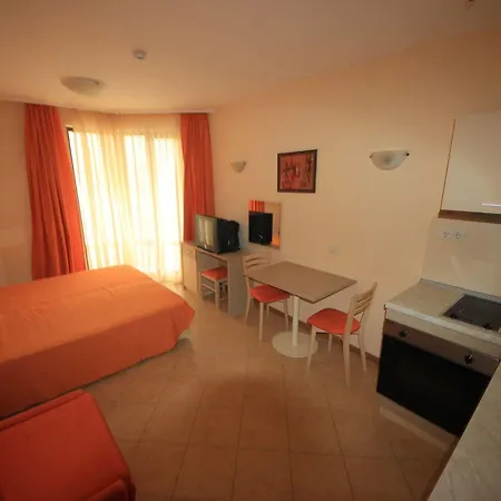 Menada Royal Sun Lägenhet *