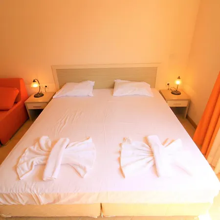 менада роял сън *