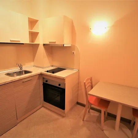 менада роял сън *