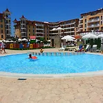 Menada Royal Sun ساني بيتش