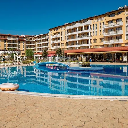 Menada Royal Sun Apartment *