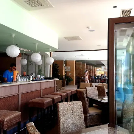 Menada Royal Sun Apartamento *