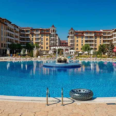 Menada Royal Sun Apartment