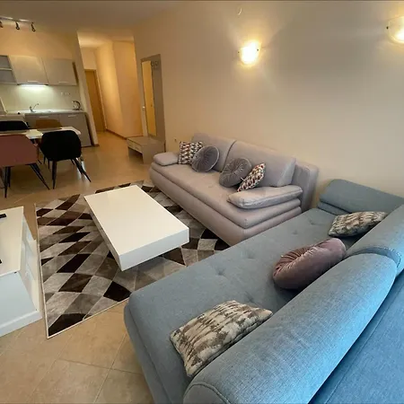 Menada Royal Sun Apartment *