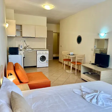 Menada Royal Sun Apartment Sunny Beach